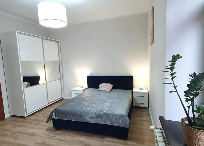 Apartament Chlodna 14